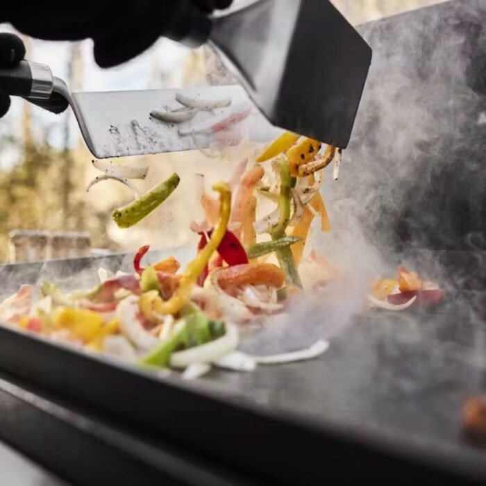Weber Slate GPD 76cm Premium Griddle Gas BBQ - Image 6